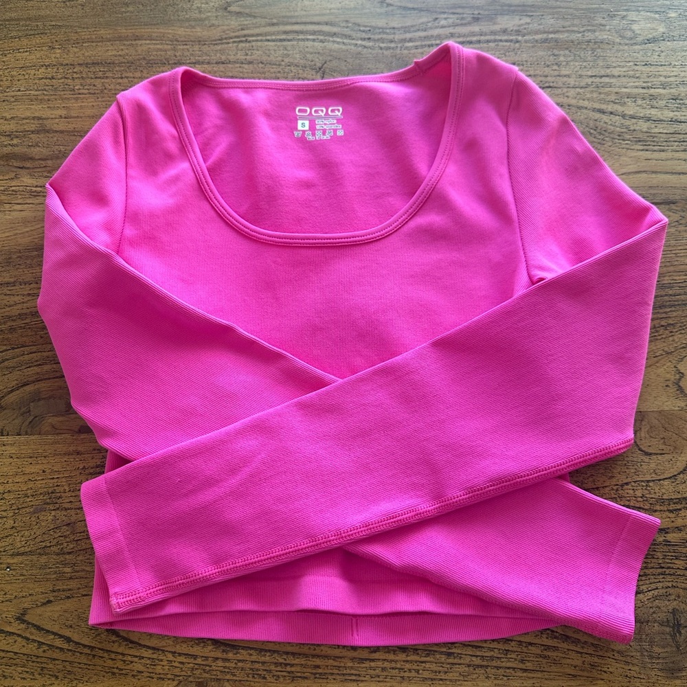 OQQ Hot Pink Cropped Top (Small)